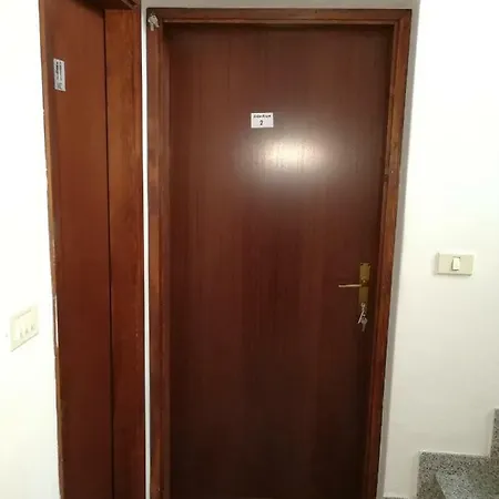 Séjour chez l'habitant Neda *